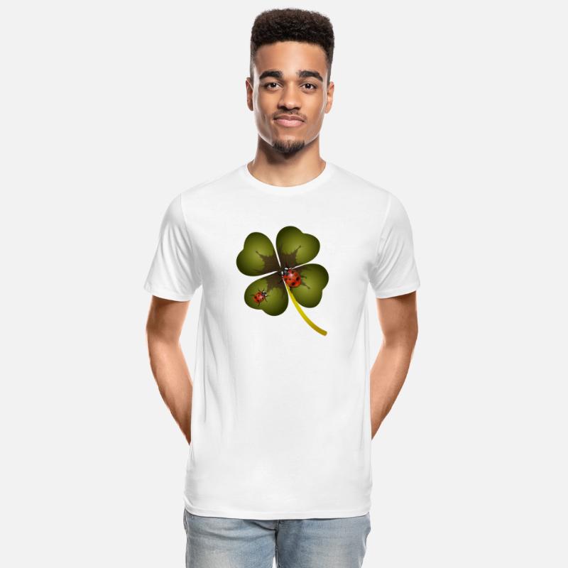 A four-leaf clover with two ladybugs