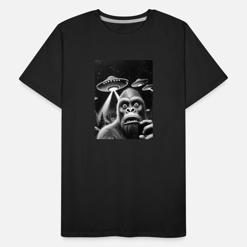 Bigfoot Funny Alien Sasquatch Selfie