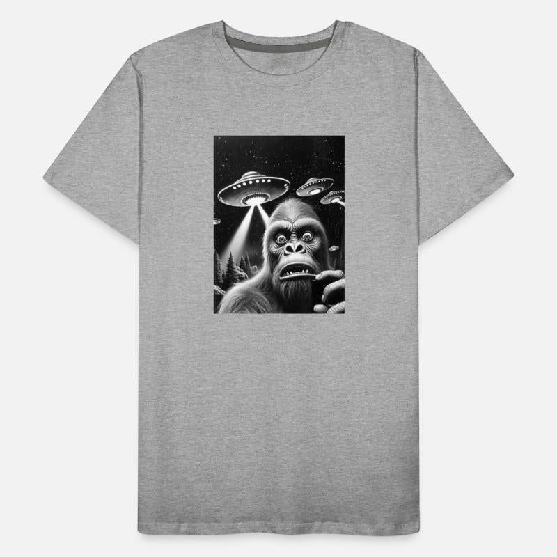 Bigfoot Funny Alien Sasquatch Selfie