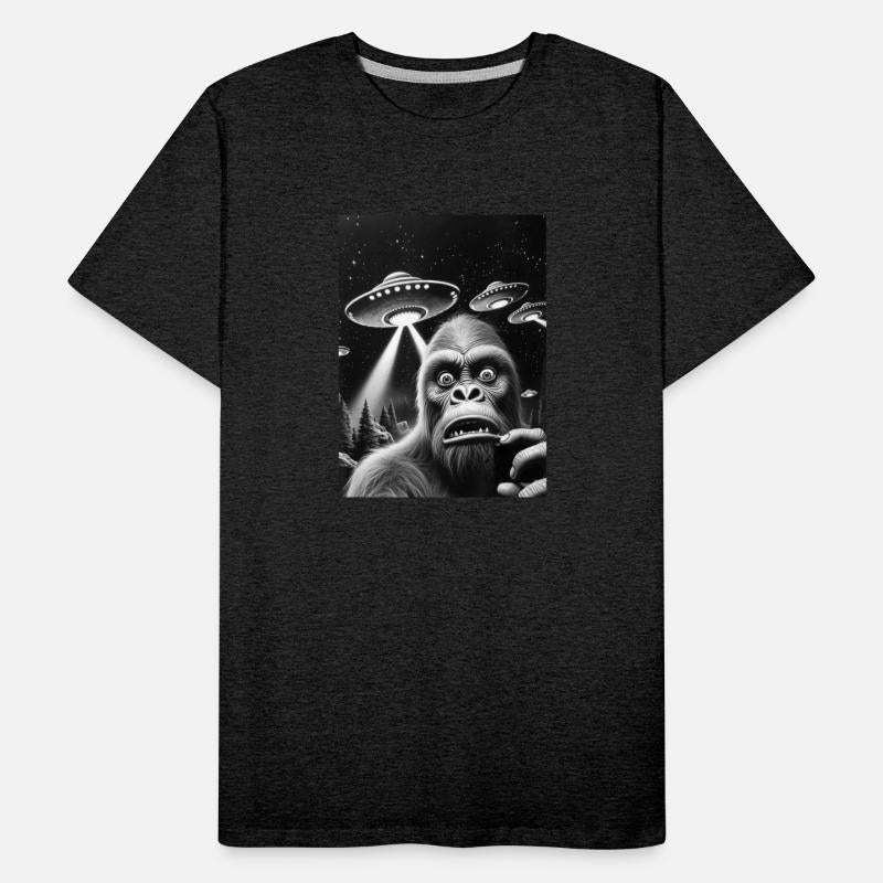 Bigfoot Funny Alien Sasquatch Selfie