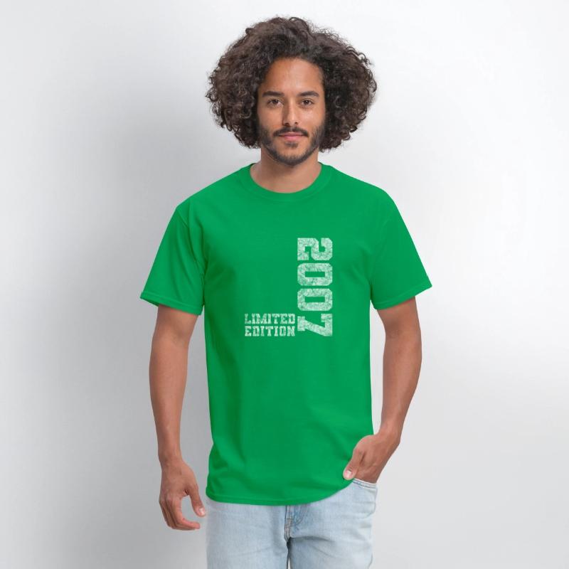 Sweet Sixteen And 2 Vintage 16Th