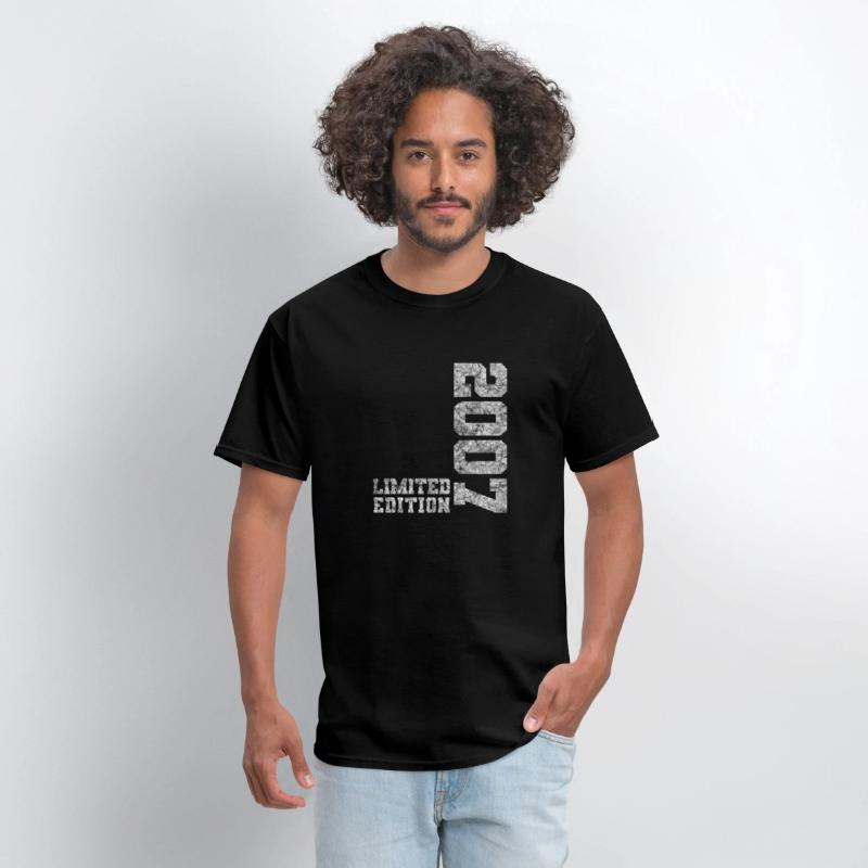 Sweet Sixteen And 2 Vintage 16Th